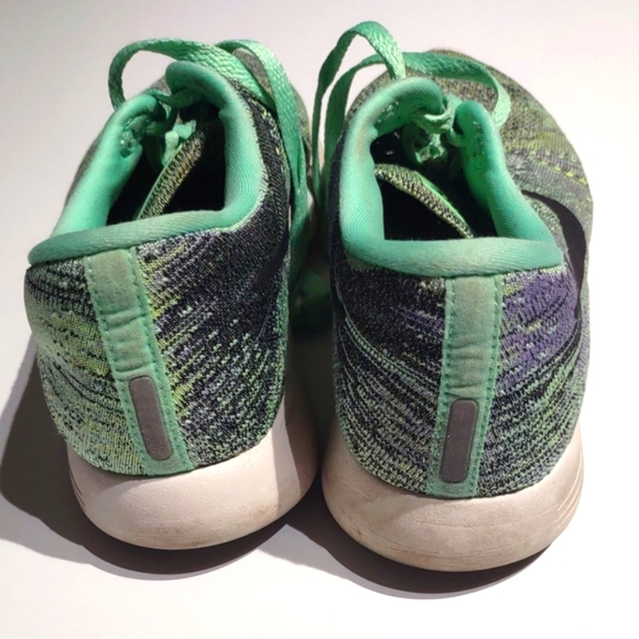 Lunarepic Flynit Low Ghost Green Nike Running size 8.5 Women's 843765-300 - Picture 4 of 5